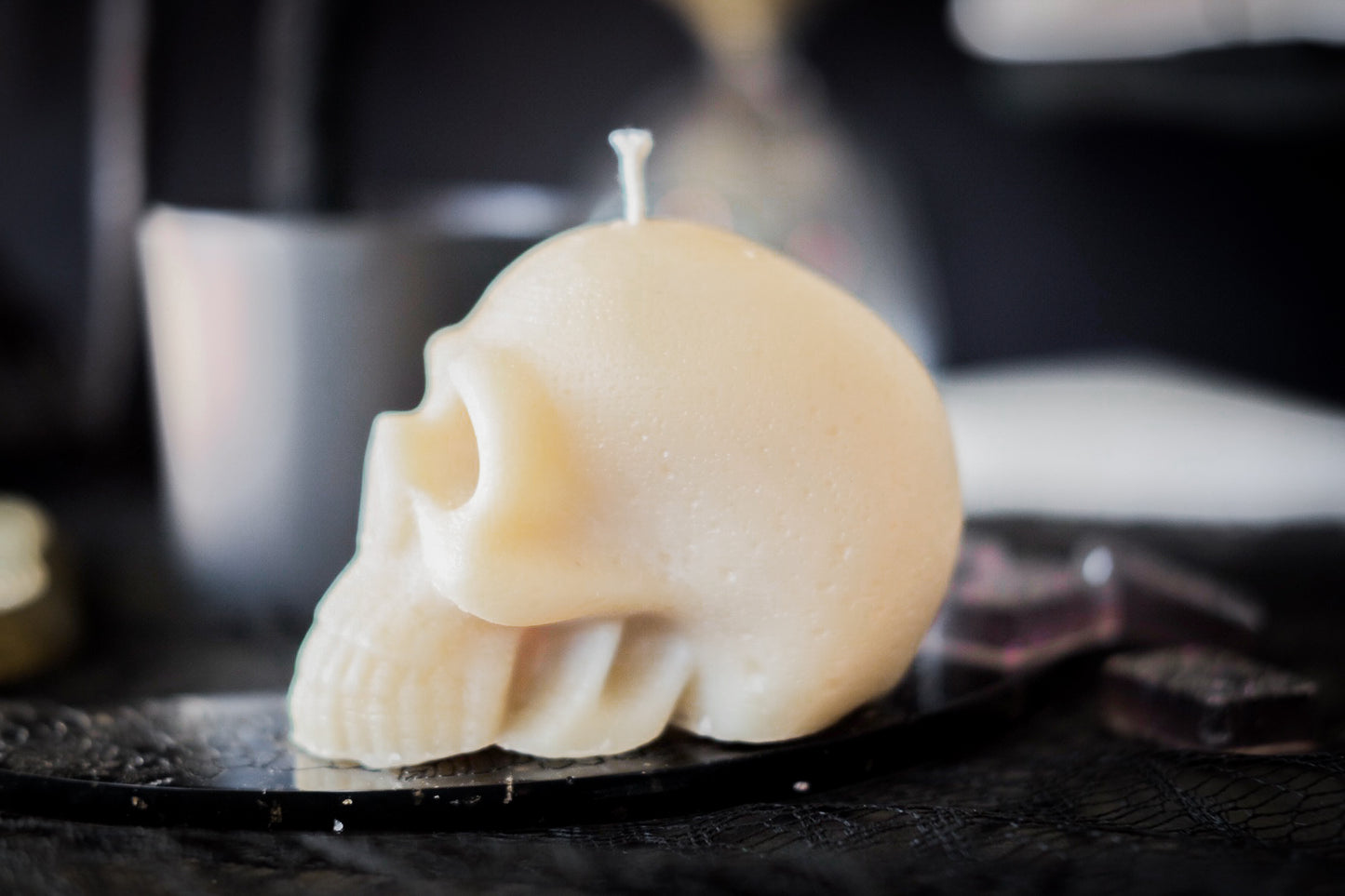 Handmade Beeswax Skull Candle - 8oz (non-spell)